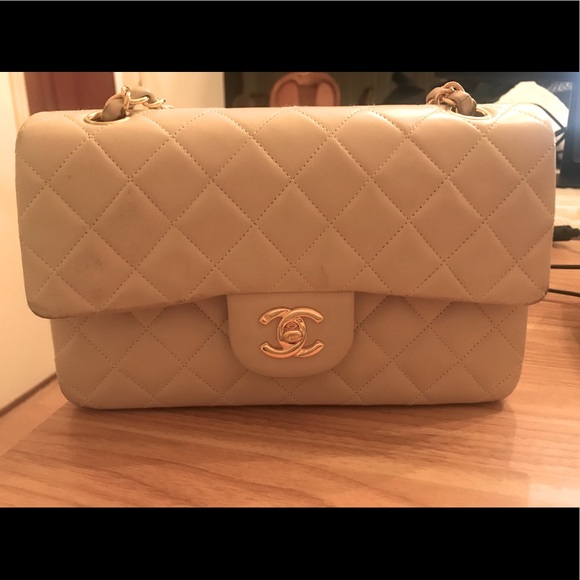 CHANEL Handbags - Chanel Classic Medium Flap Bag in Beige